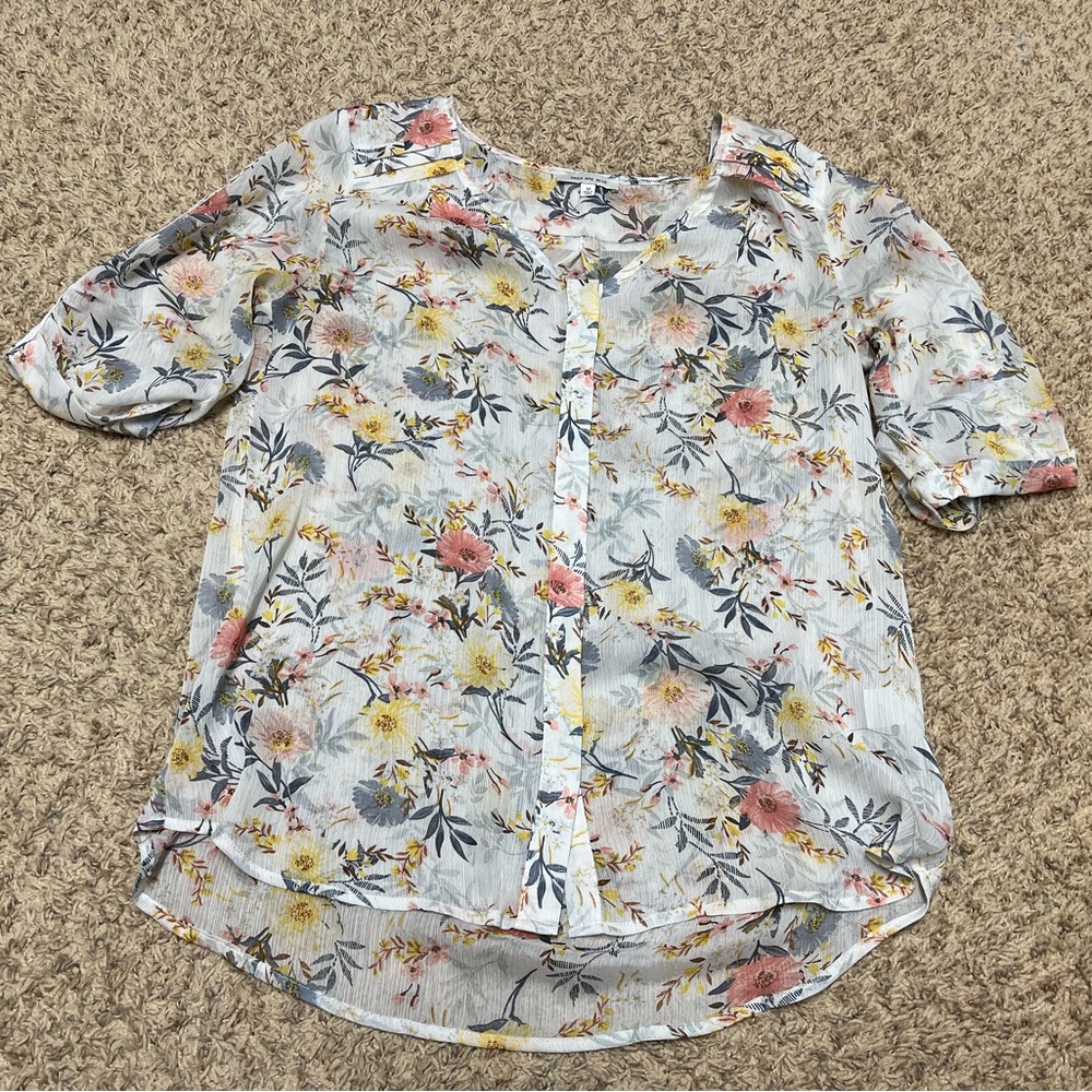 Skies Are Blue Women’s Button-Down Blouse